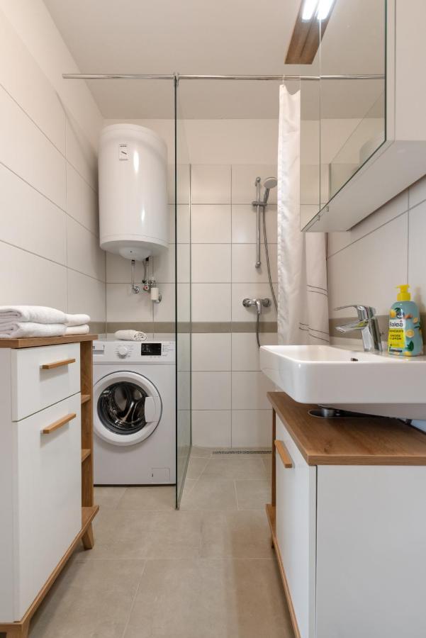 Gruene Ruhelage, 20 Minuten Ins Zentrum Und Parkgarage Wien Eksteriør bilde