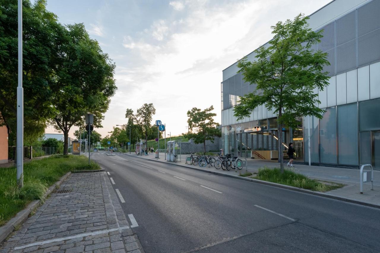Gruene Ruhelage, 20 Minuten Ins Zentrum Und Parkgarage Wien Eksteriør bilde
