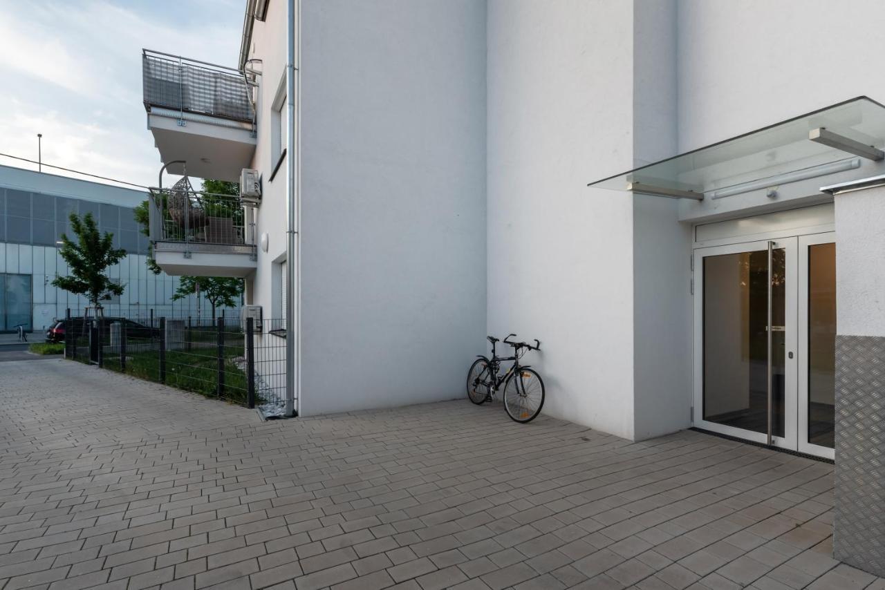 Gruene Ruhelage, 20 Minuten Ins Zentrum Und Parkgarage Wien Eksteriør bilde